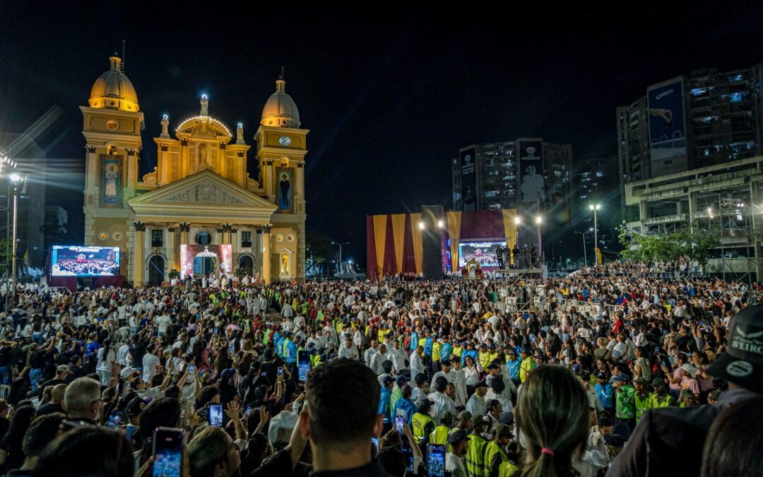 La Chinita volvió a su pueblo: Maracaibo se llenó de fe y gaita en la tradicional Bajada