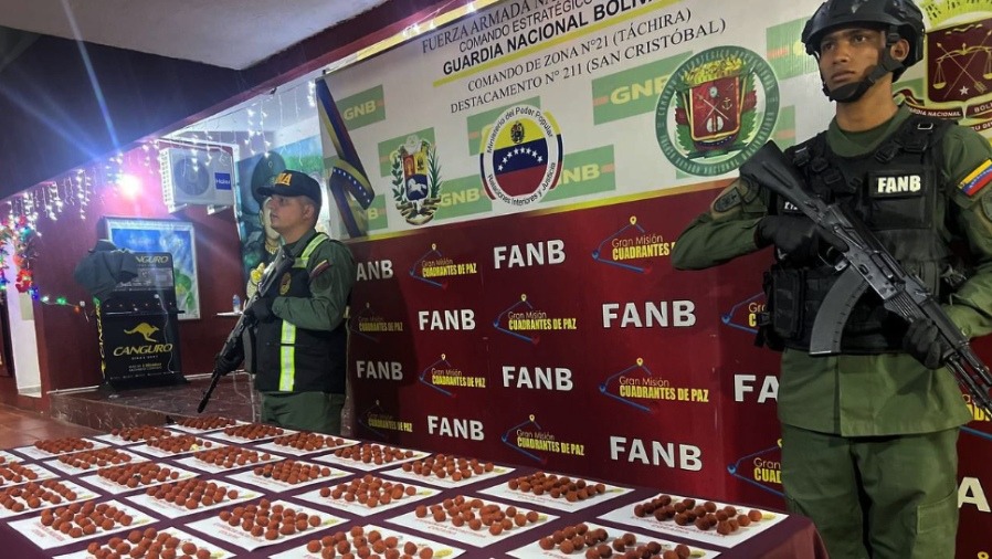 FANB incautó más de 24 kilogramos de droga ocultos en alimentos caninos en Táchira con destino a Lara