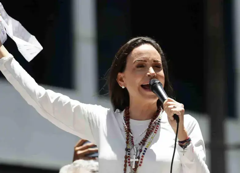 María Corina Machado: “El propio entorno de Maduro lo ha estado negociando a sus espaldas”