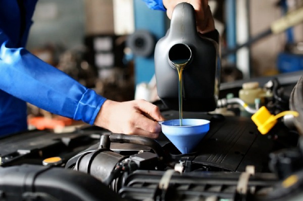 Producción nacional cubre 69,76% de la demanda de lubricantes: PDVSA Vassa retornó al mercado