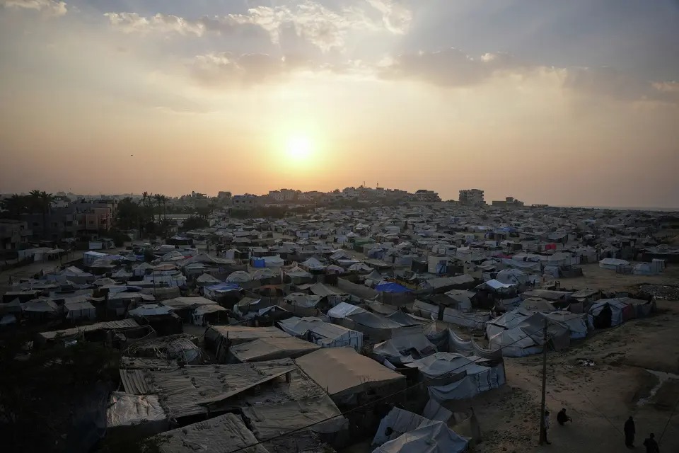 Israel dice que Hamás entregó los restos que se cree pertenecen a un rehén