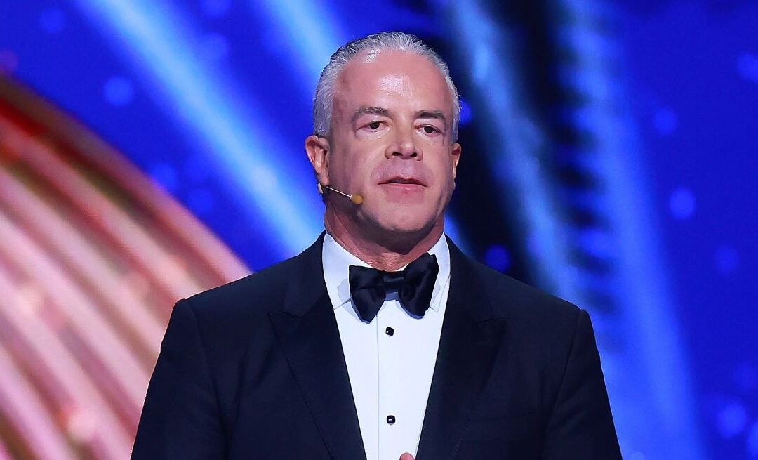 Emiten orden de aprehensión contra Raúl Rocha, presidente de Miss Universo