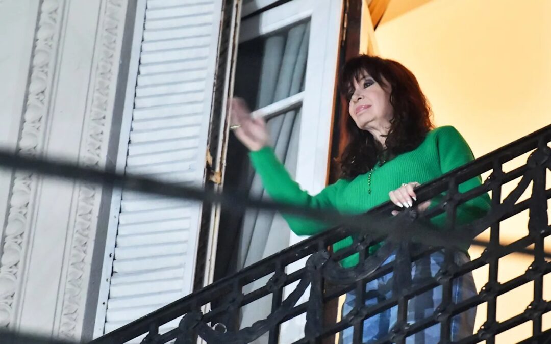 Justicia argentina ordena decomiso de bienes de Cristina Fernández en causa ‘Vialidad’