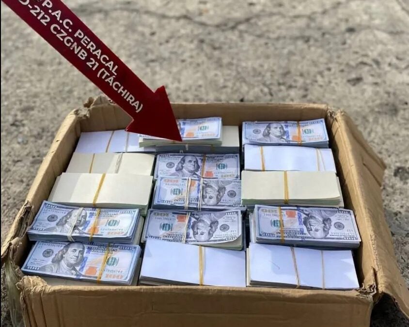 En Táchira detienen a colombiano con 10 mil 200 dólares falsos