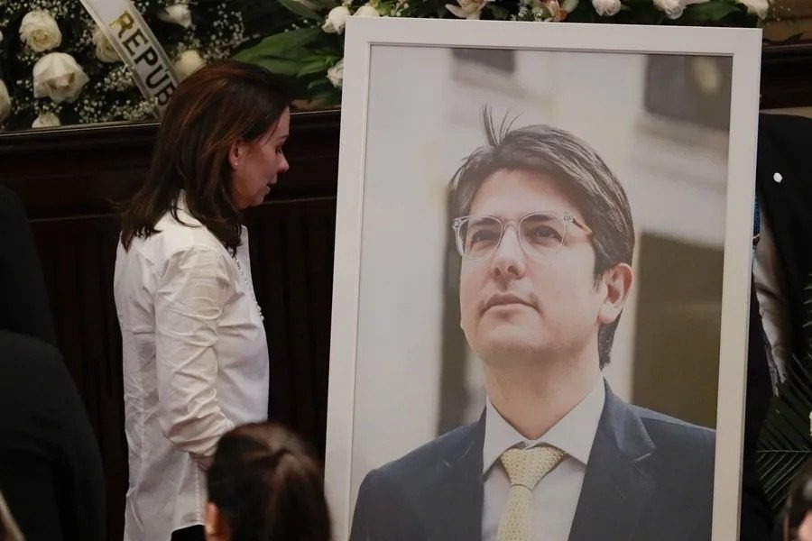 La Fiscalía colombiana imputa a otro implicado en el magnicidio del senador Uribe Turbay