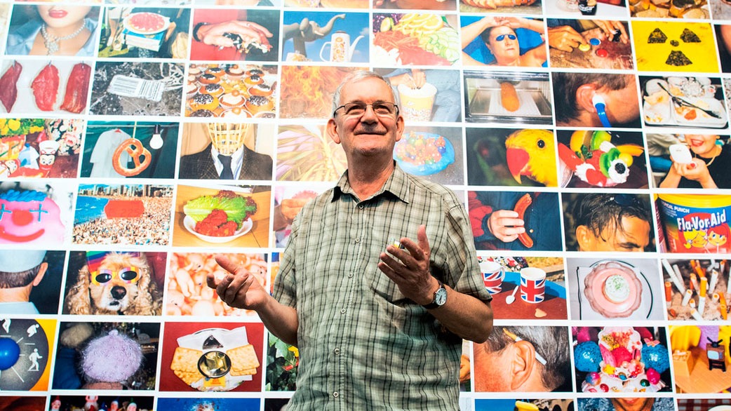 Muere el legendario fotógrafo británico Martin Parr a los 73 años