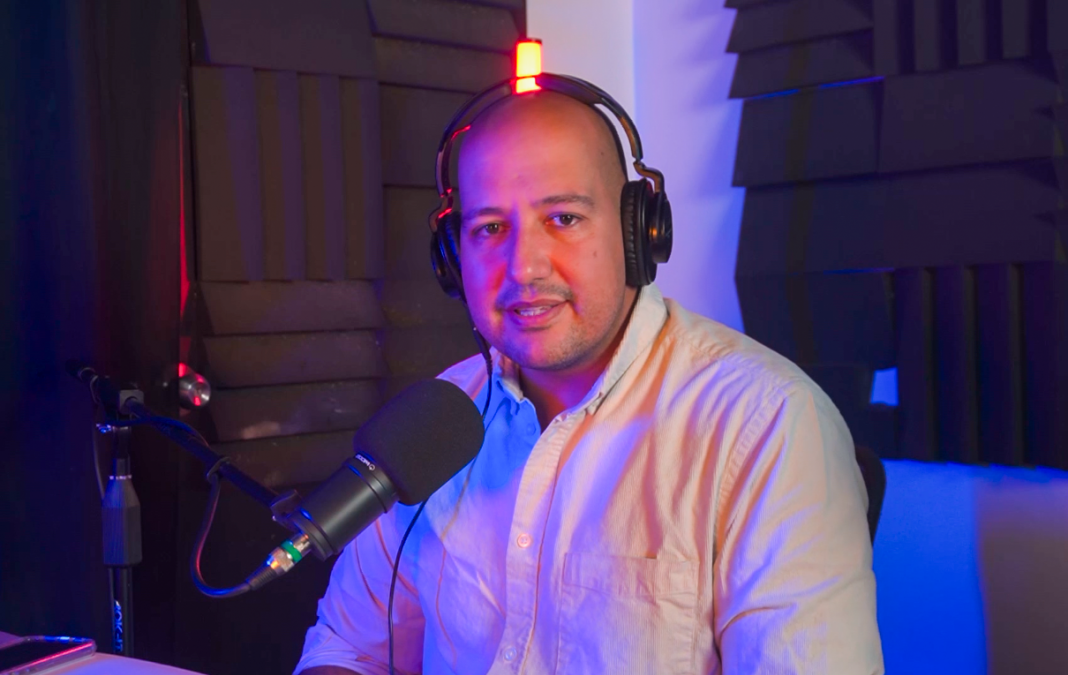 Tribunal decretó el sobreseimiento de la causa contra el periodista Román Camacho.