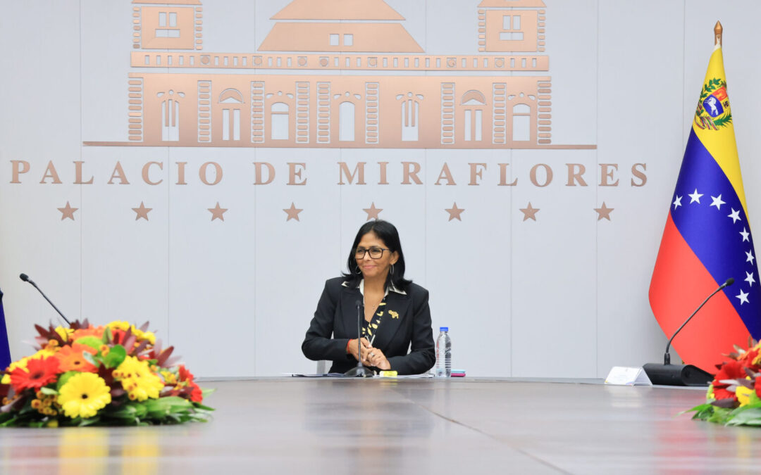 Delcy Rodríguez insiste en cese de sanciones: Una licencia no brinda seguridad jurídica a largo plazo