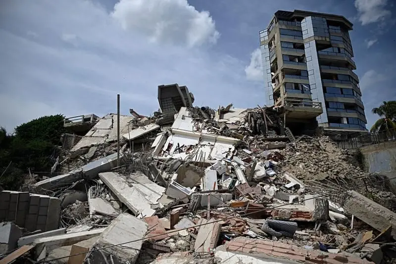 Detenidos 4 policías en Venezuela por robar dinero entre los escombros del terremoto