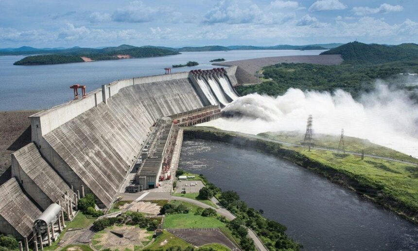 Corpoelec anuncia descarga preventiva en el Bajo Caroní pese a señalamientos oficiales que atribuían la crisis eléctrica a la falta de lluvias