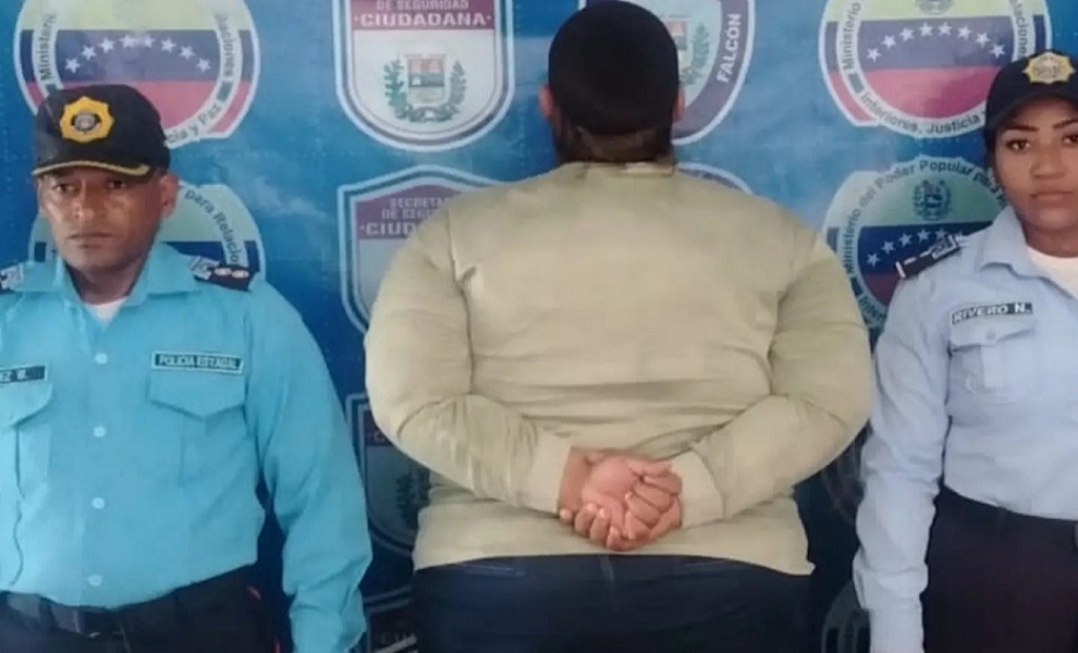 Detienen a concejal en Falcón por presunta agresión contra una docente