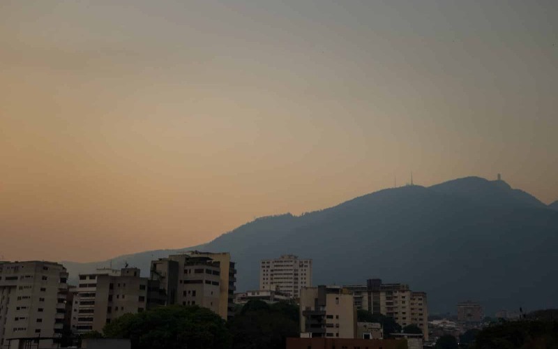 Inameh alerta por aumento de temperaturas y presencia de Polvo del Sahara en gran parte de Venezuela