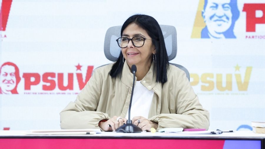 Delcy Rodríguez, lideró este lunes una reunión de trabajo con la Dirección Nacional del Partido Socialista Unido de Venezuela (PSUV) y la Juventud del partido (JPSUV)